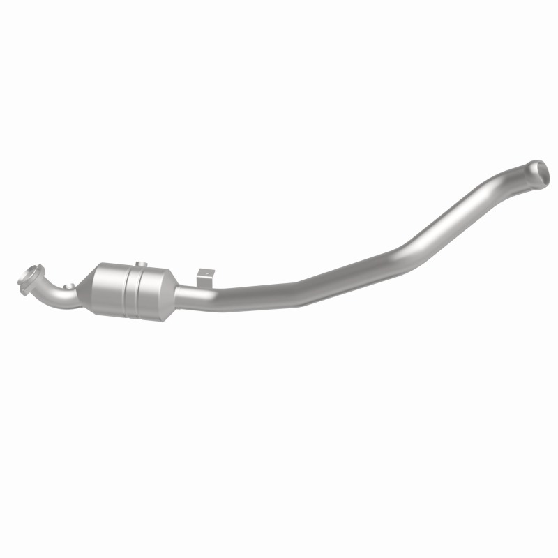 MagnaFlow Direct Fit Catalytic Converter 2006-2011 R350 3.5 L Underbody