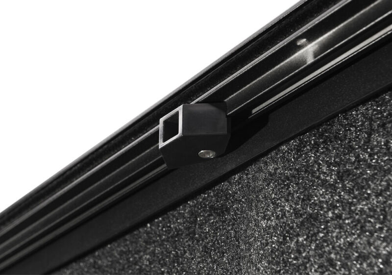 Retrax 21-24 Ford F-150 IX Manual Retractable Tonneau Cover Super Cab - 6.5ft Bed thumbnail 3