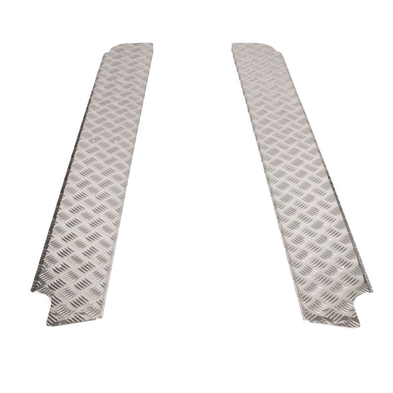 ARB Deluxe Side Rail & Step S 80Ser W/Floor thumbnail 4