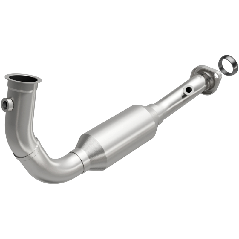 MagnaFlow Direct Fit Catalytic Converter OEM 2004 Jeep Liberty Underbody thumbnail 4