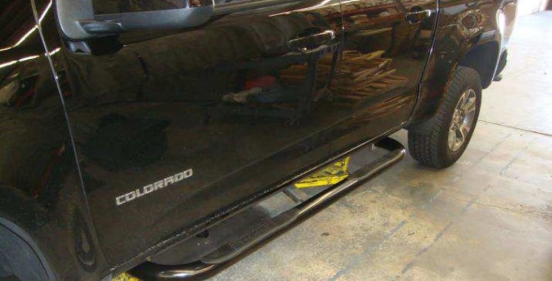 Go Rhino 15-20 Chevrolet Colorado 4000 Series SideSteps - Cab Length - Black thumbnail 2