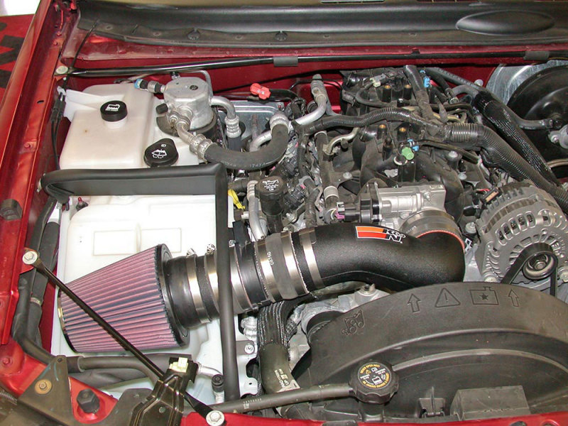 K&N 03-04 Chevrolet Trailblazer V8-5.3L / 03-04 GMC Envoy V8-5.3L Performance Intake Kit thumbnail 6