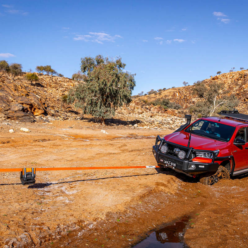 ARB Weekender Recovery Kit Incl 17600lb Recovery Strap/4.75T Shackles thumbnail 6