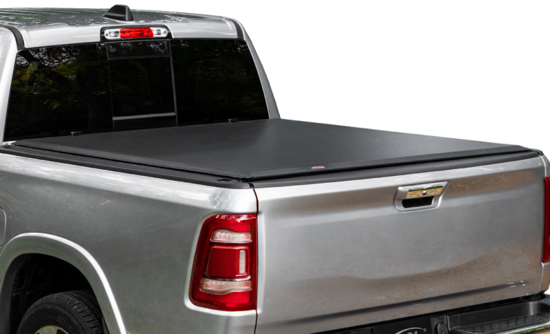 Access Lorado 20-22 Jeep Gladiator 5ft Bed (w/ Trail Rail) Lorado Roll-Up Cover