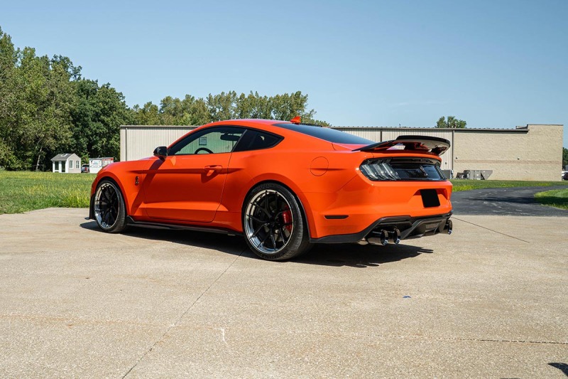 Corsa 20-22 Ford Mustang GT500 3.0in Dual Rear Exit Catback w/ Twin 5.0in Blk Straight Cut Pro Tips thumbnail 2