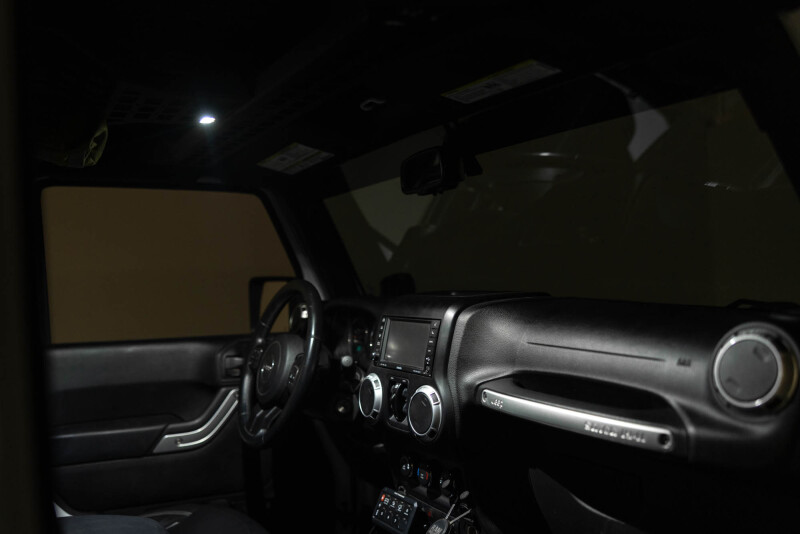 DV8 Offroad Elite Push Button Dome Light - White thumbnail 2