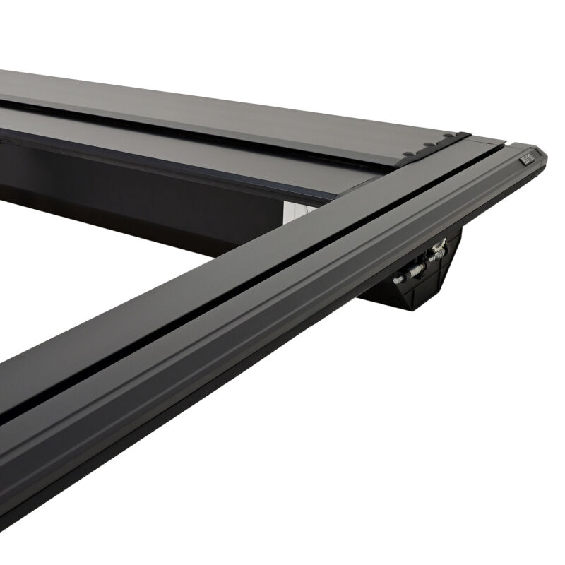 Westin 24-26 Toyota Tacoma 5ft Bed Manual Retractable Tonneau Cover - Black thumbnail 4