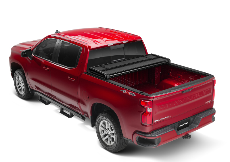 Lund 15-17 Chevy Colorado Fleetside (5ft. Bed) Hard Fold Tonneau Cover - Black thumbnail 8