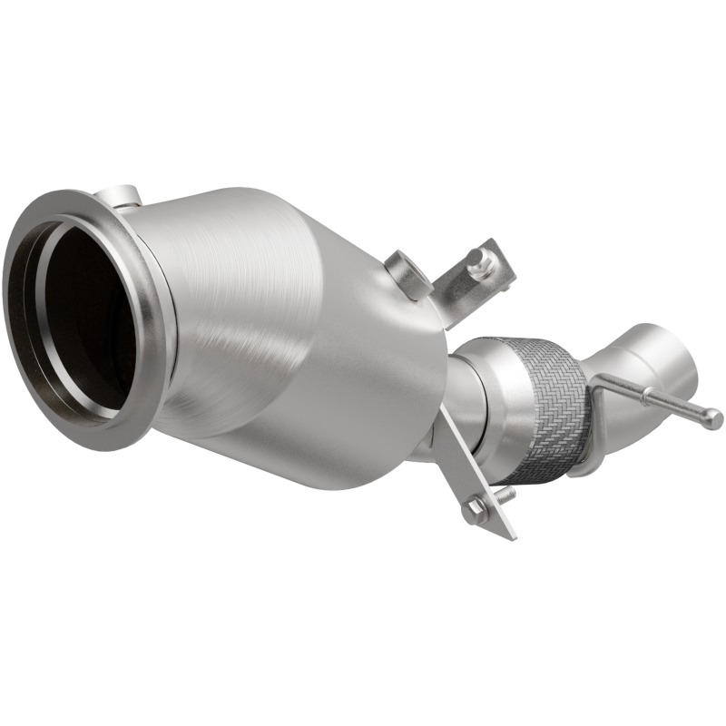 MagnaFlow Direct Fit Catalytic Converter 12-14 BMW 528i 2 L Closed Couple thumbnail 2