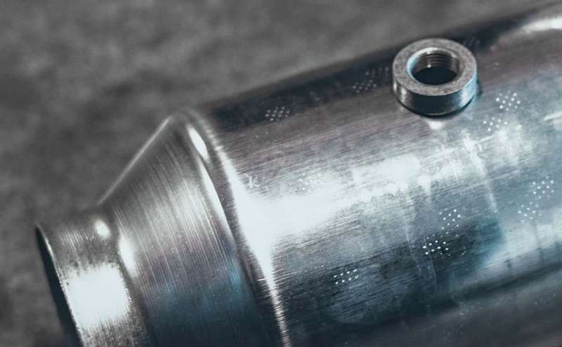 Magnaflow Universal Converter 2.25in Rear CA thumbnail 9