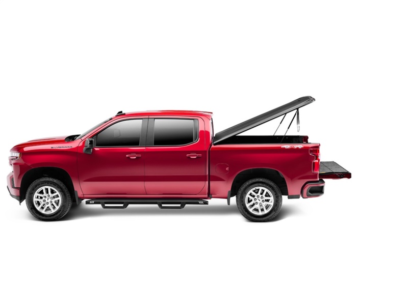 UnderCover 19-20 Chevy Silverado 1500 5.8ft SE Bed Cover - Black Textured thumbnail 3