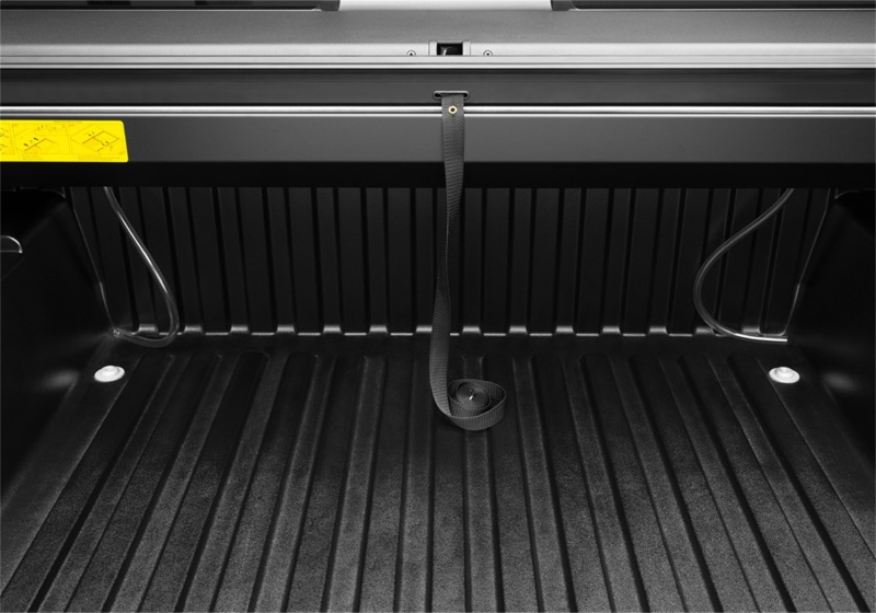 Roll-N-Lock 2024 Toyota Tacoma 6ft M-Series Retractable Tonneau Cover thumbnail 4