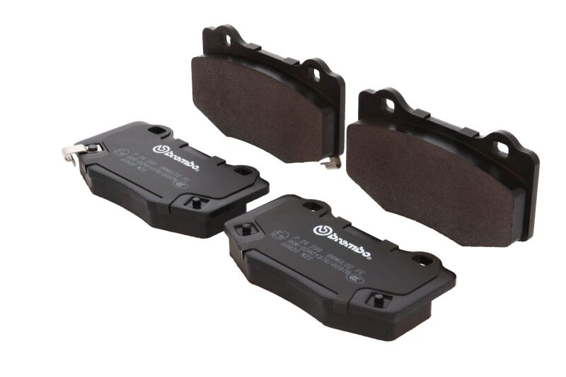 Brembo OE 15-22 Ford Mustang PRIME Low-Met Brake Pad - Rear thumbnail 4