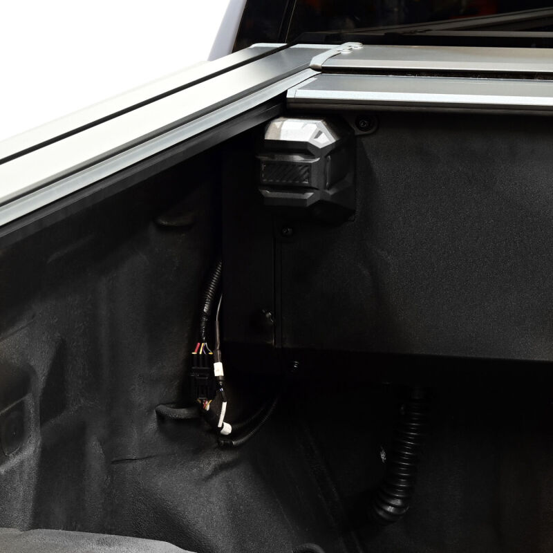 Westin 19-26 Chev/GMC Silverado/Sierra 1500 5ft 8in Bed Electric Retractable Tonneau Cover - Black thumbnail 7