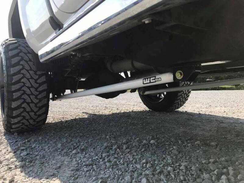 Wehrli 11-19 Chevy & GMC Duramax RCLB/CCSB/ECSB 60in. Traction Bar Kit - Bengal Silver
