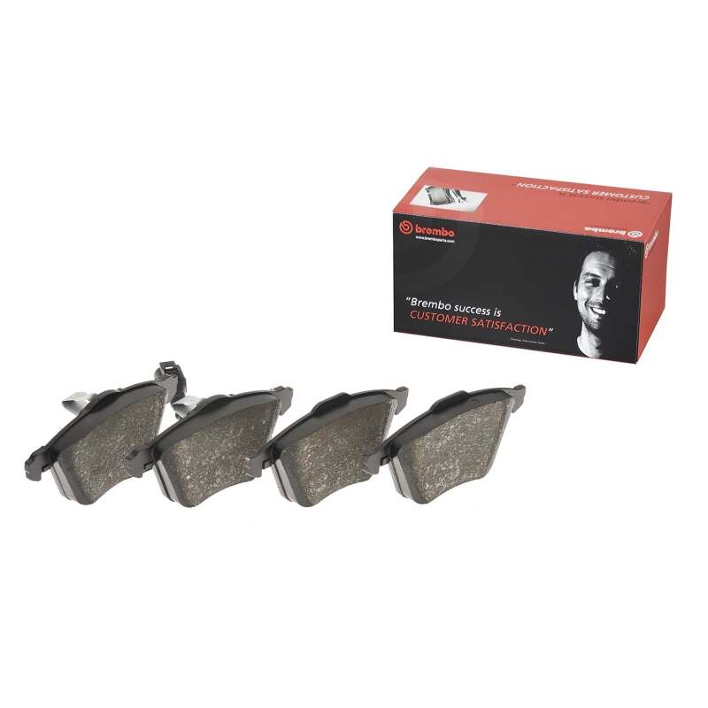 Brembo 09-15 Audi TT Quattro/ Volkswagen Golf R/ Audi TTS Quattro Front Low-Met Brake Pad thumbnail 3