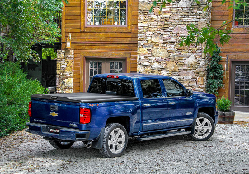 UnderCover 22-23 Chevy Silverado 5.9 ft Elite Bed Cover w/ Multi Flex TG thumbnail 4