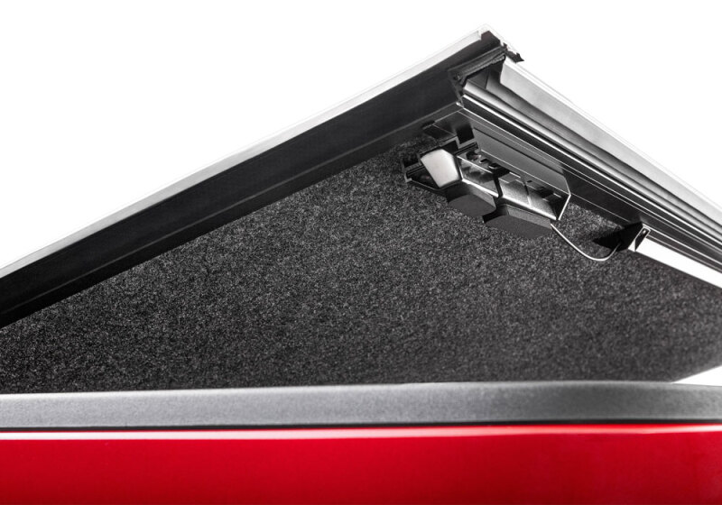 UnderCover 17-20 Ford Super Duty 80.4in Fusion Bed Cover - Magma Red thumbnail 6