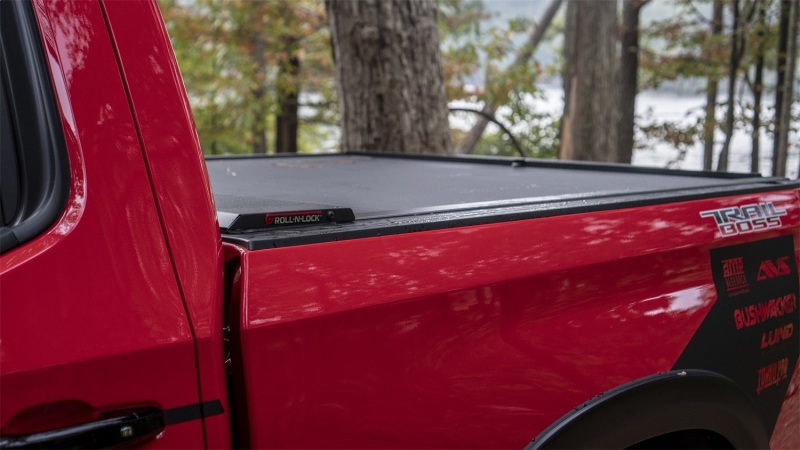Roll-N-Lock 16-19 Toyota Tacoma Access/Double Cab LB 73-7/8in A-Series Retractable Tonneau Cover thumbnail 6