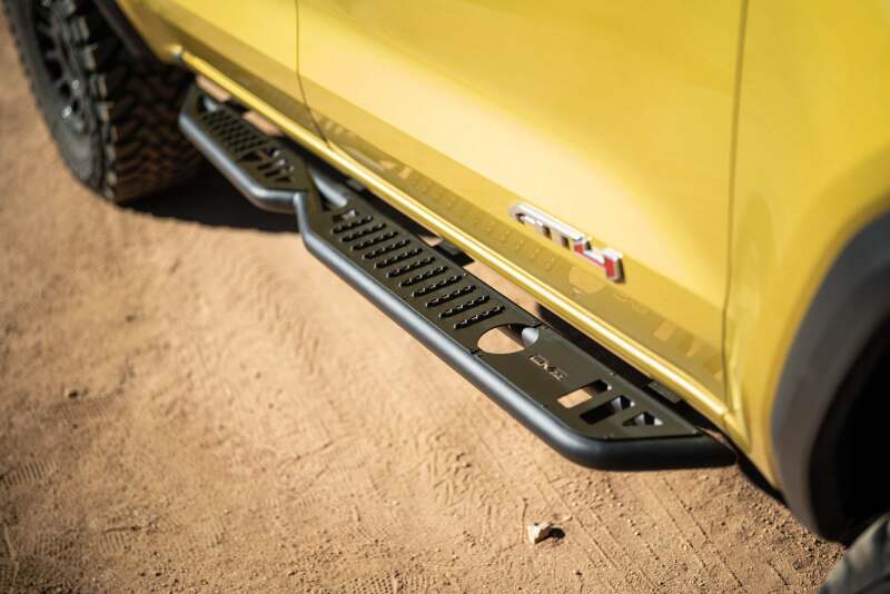 DV8 Offroad 23-24 Chevy Colorado OE Plus Side Steps - Black Steel thumbnail 8