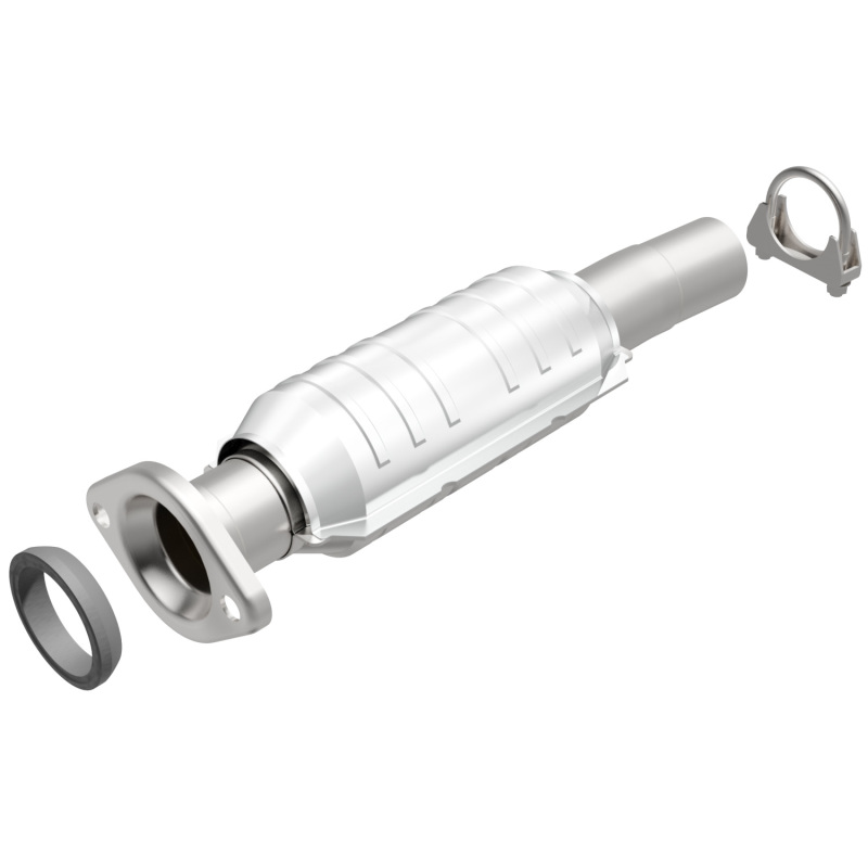 MagnaFlow Direct Fit Catalytic Converter 04-06 Toyota Sienna 3.3L AWD Rear thumbnail 3
