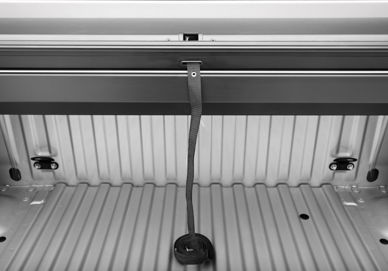 Roll-N-Lock 2022 Nissan Frontier Crew Cab (58.6in. Bed) M-Series Retractable Tonneau Cover thumbnail 7