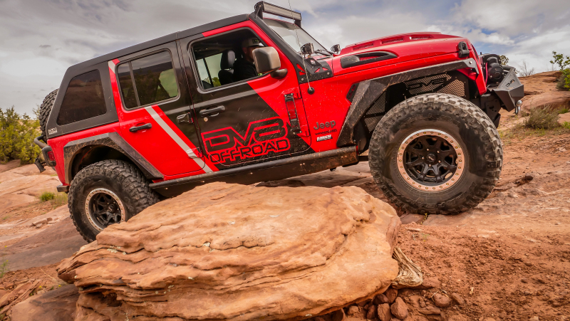 18+ Jeep JL Heat Dispersion Hood - Primer Black - Image 17