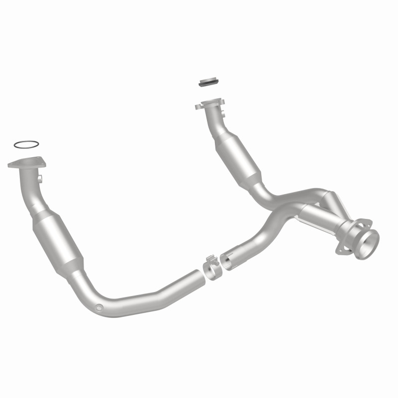 MagnaFlow Direct Fit Catalytic Converter 2007-2008 Cadillac Escalade 6.2L thumbnail 6