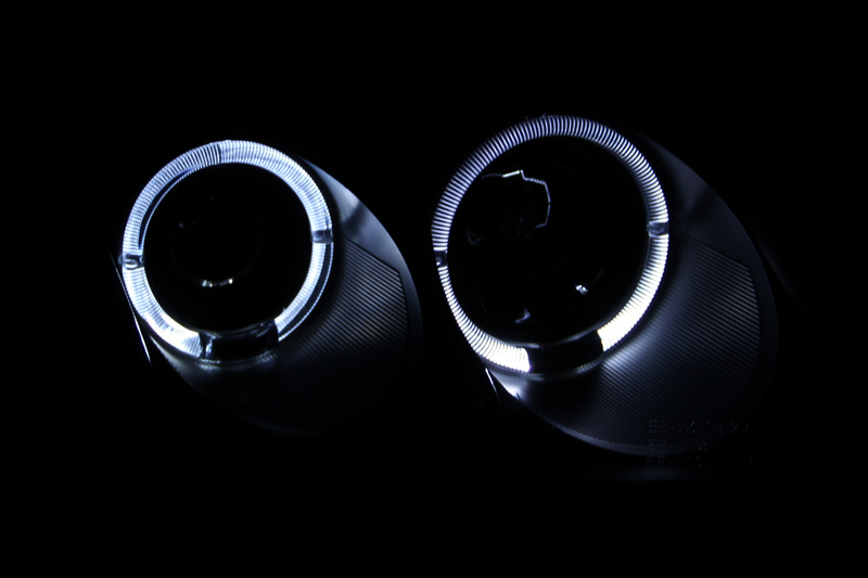 ANZO 2001-2005 Volkswagen Passat Projector Headlights w/ Halo Black thumbnail 8