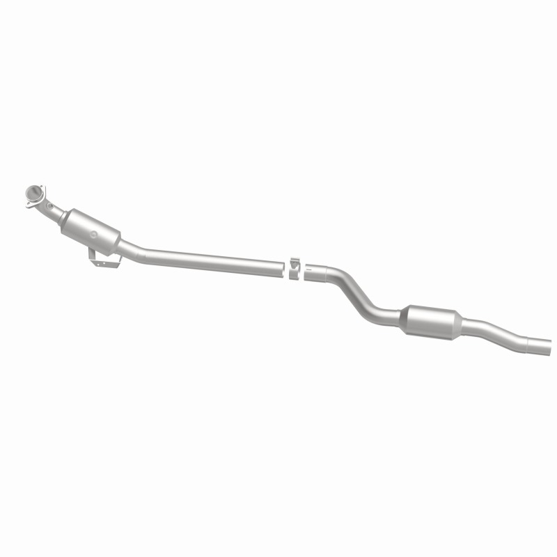 MagnaFlow Direct Fit Catalytic Converter 10-12 Mercedes-Benz GLK350 V6 3.5 OEM Underbody
