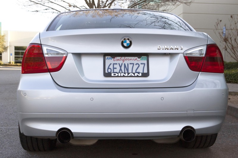 Dinan 07-11 BMW 335i/335xi (E90) Free Flow Axleback Exhaust System - Black Tips