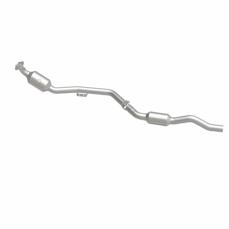 MagnaFlow Direct Fit Catalytic Converter OEM 2007 Mercedes-Benz E350 Underbody - 69.125in Length thumbnail 7