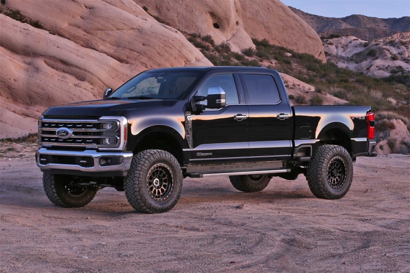 Fabtech 17-20 Ford F250/350 4WD 6in 4 Link System - Component Box 2