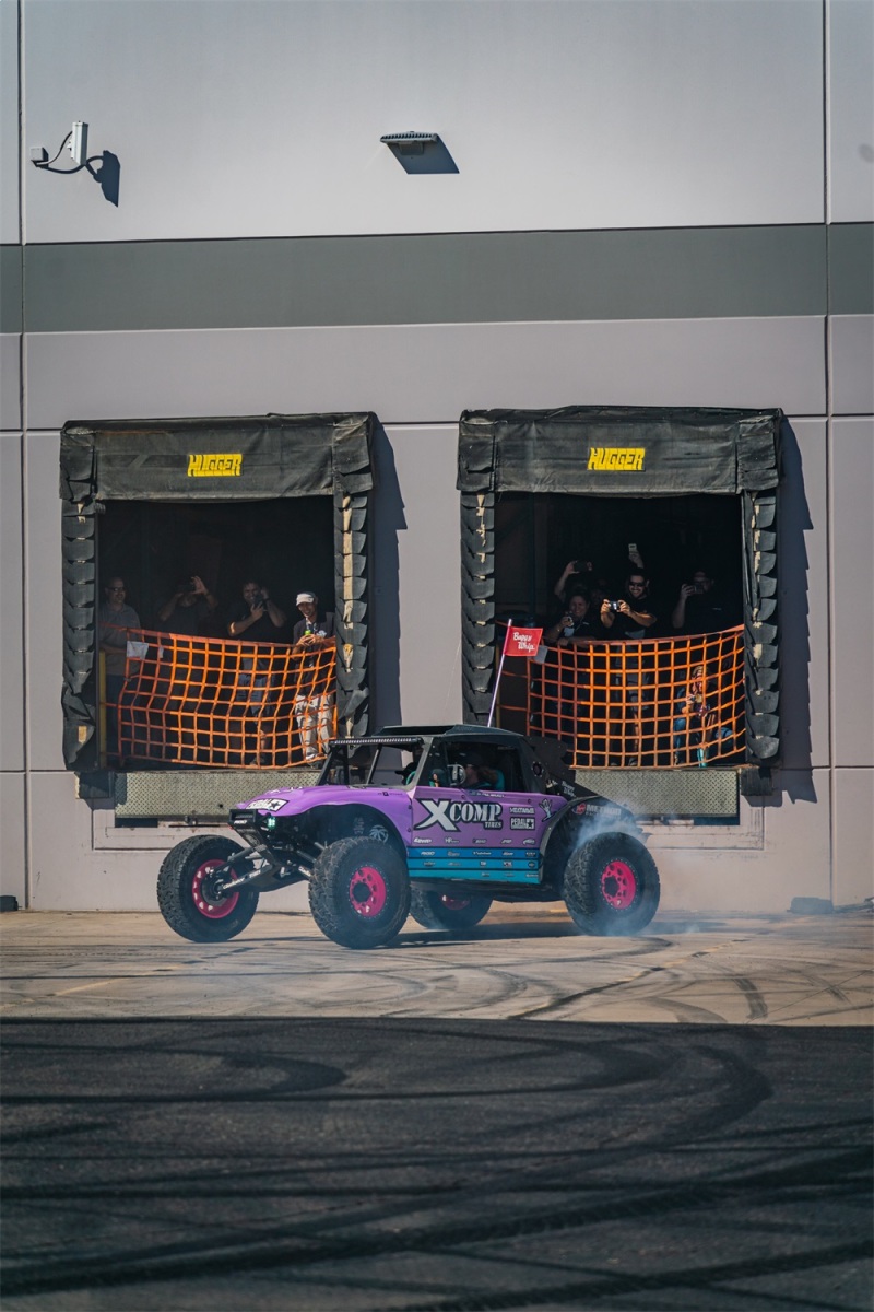 Rigid Industries x SHREDDY 360-Series 6in Lights w/Wt Bcklght (2) + 6 Covers (2 Pink/2 Teal/2 Blk) thumbnail 7