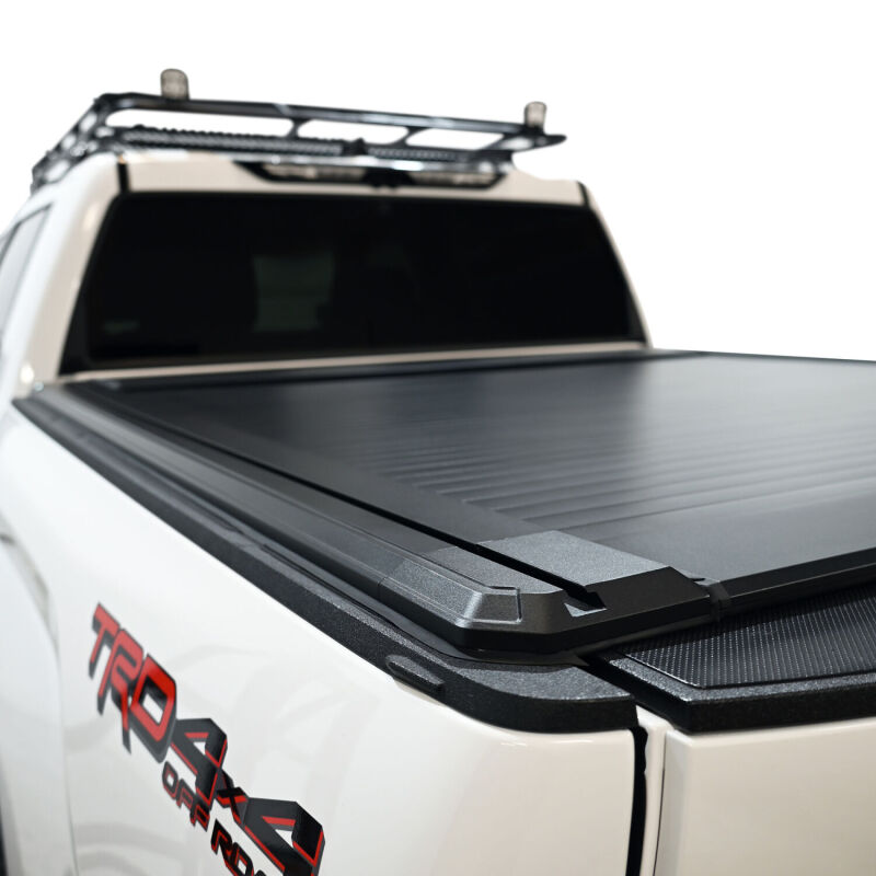 Westin Manual Retractable Tonneau Cover 22-26 Toyota Tundra 5.5ft Bed Black thumbnail 6