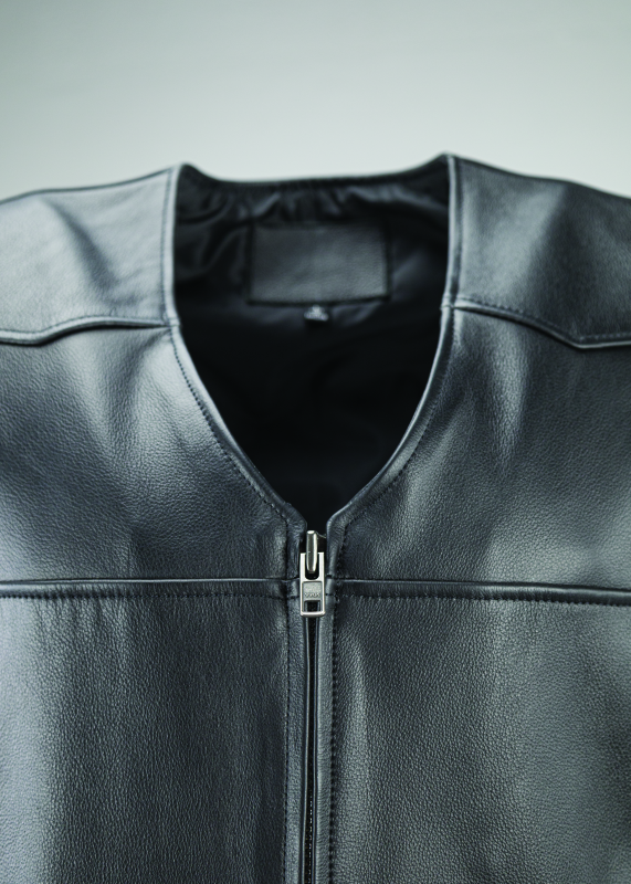 Kuryakyn Leather By River Road Plains Leather Vest Black - Small thumbnail 6