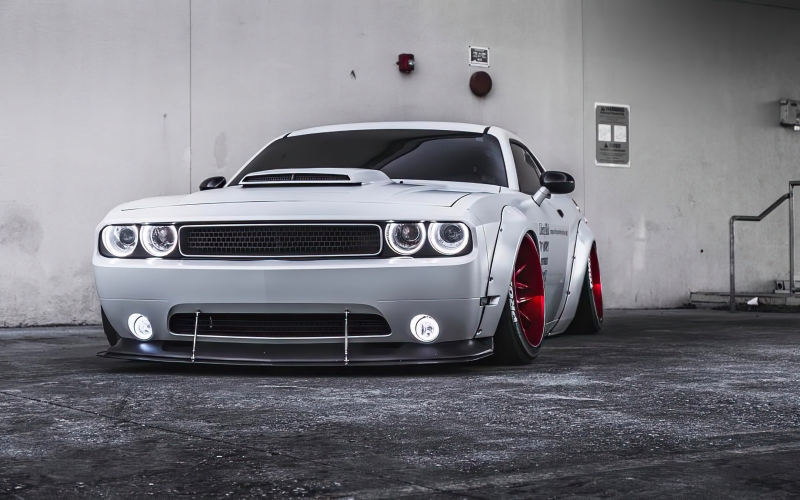 Oracle Dodge Challenger 08-14 LED Halo Kit (ProjectorHL) - White