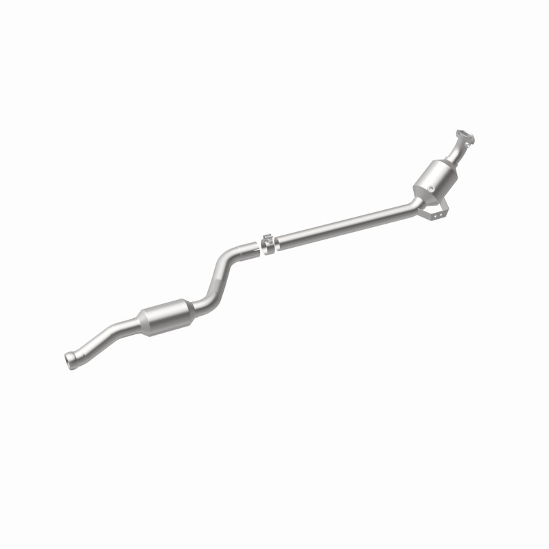 MagnaFlow 10-12 GLK350 V6 3.5 OEM Underbody Direct Fit Converter thumbnail 4