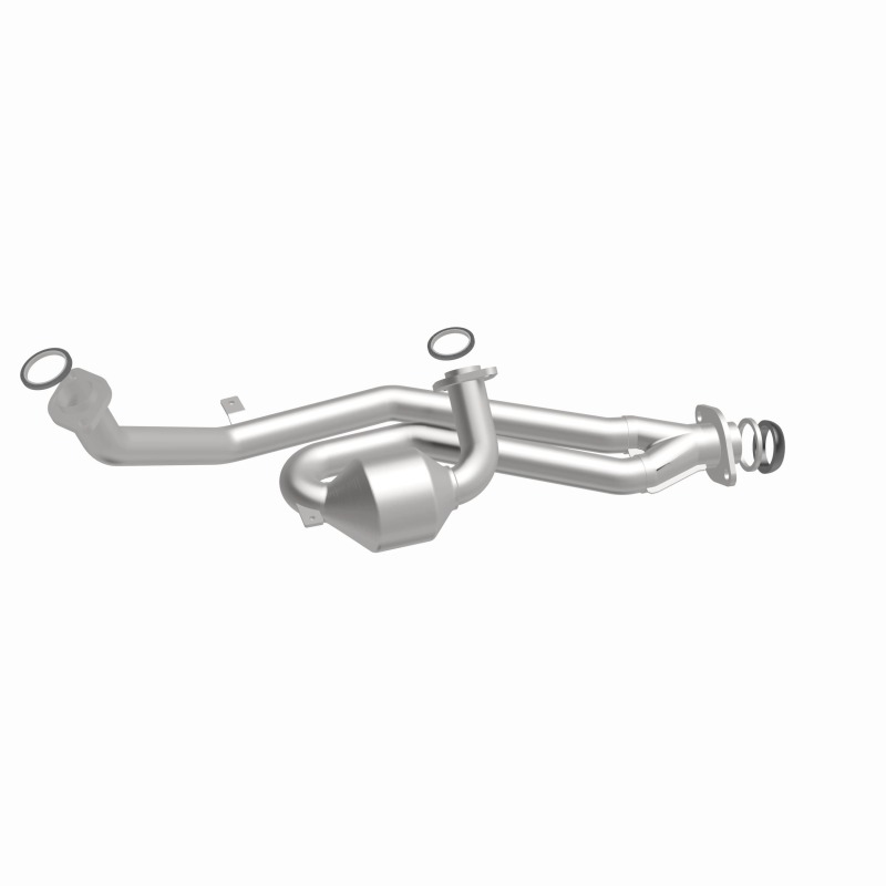 MagnaFlow Direct Fit Catalytic Converter 01-03 Toyota Sienna 3.0L