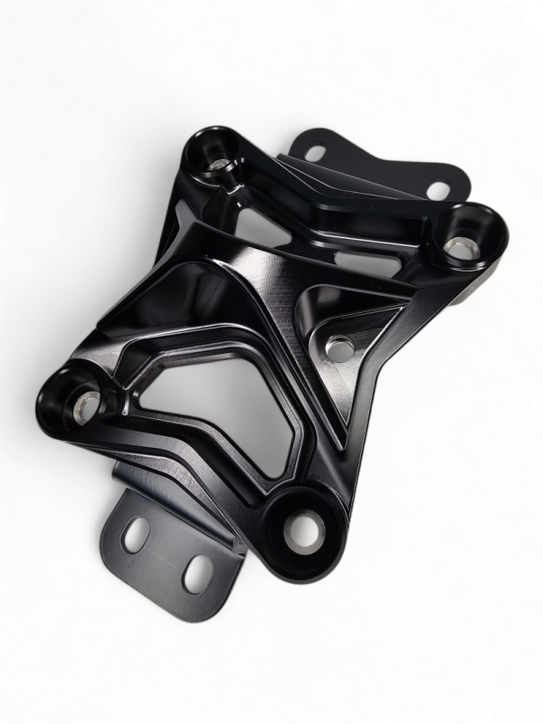 Elektric Offroad 2022+ Can Am X3 Maverick 10 Bolt Radius Rod Plate With Pull Hook (Black)