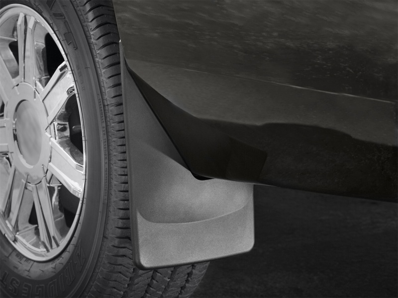 WeatherTech 18-24 Chevrolet Equinox No Drill Mudflaps - Black thumbnail 5