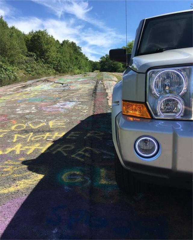Oracle Jeep Commander 06-10 Halo Kit - ColorSHIFT