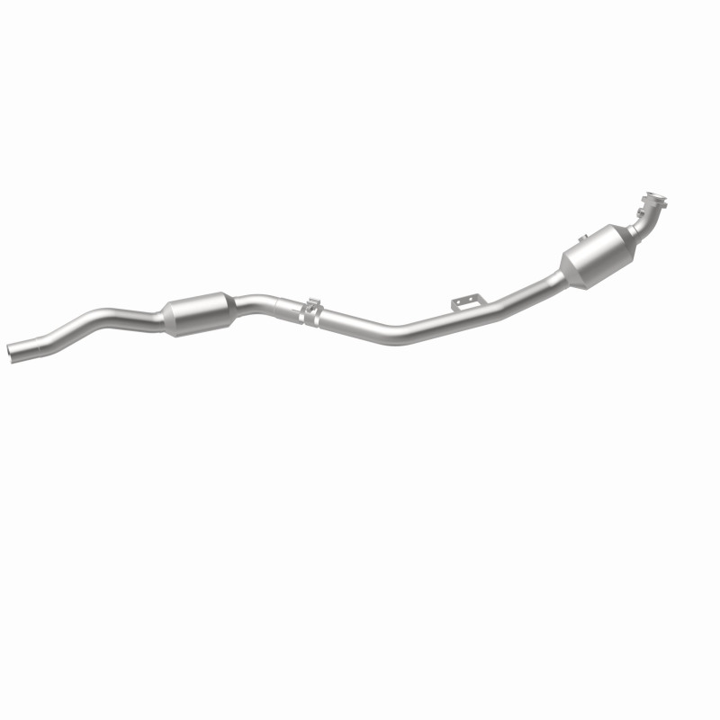 MagnaFlow Direct Fit Catalytic Converter OEM 2007 Mercedes-Benz E350 Underbody - 69.125in Length thumbnail 6