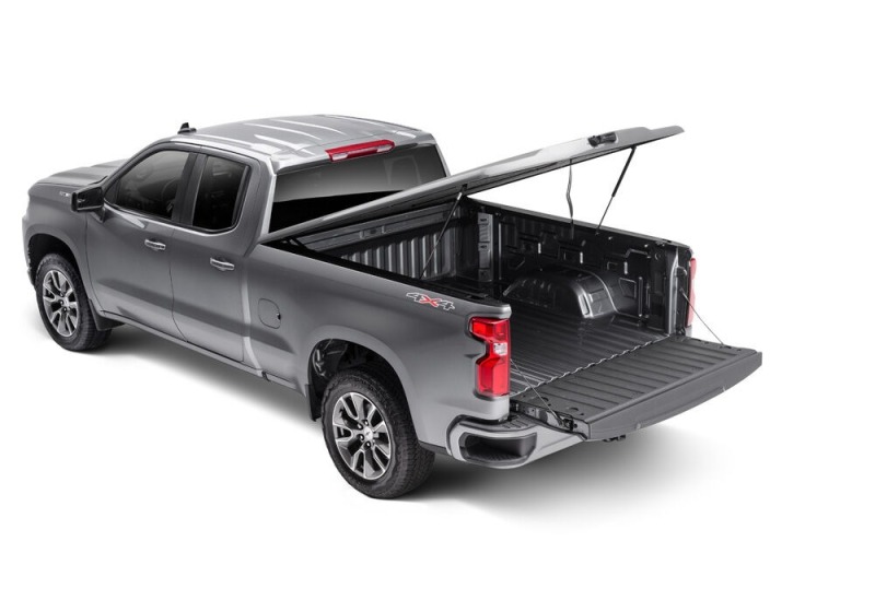 UnderCover 19-25 Chevrolet Silverado 1500 5.9ft Short Bed Elite LX Bed Cover (Painted) thumbnail 7