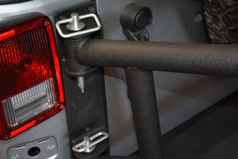 07-18 Jeep Wrangler Body Mounted Tire Carrier - Image 16