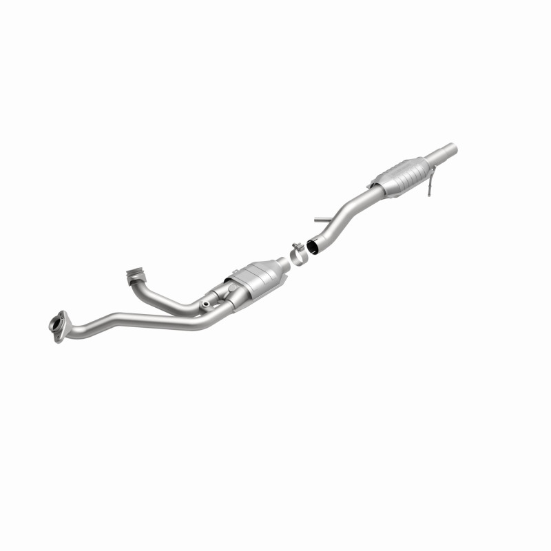 MagnaFlow DF Cat Conv 87-93 Ford Bronco 4.9L/87-95 F-150/F-250 (Non SD)/F-350 (Non SD) PU 4.9L (CA) thumbnail 2