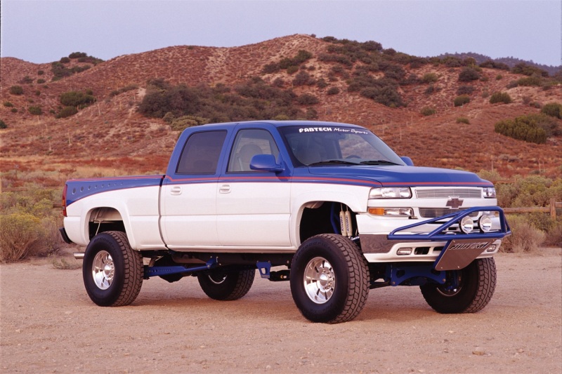 Fabtech 01-06 GM C/K2500HD C/K3500 Non Dually 8in Perf. System - Component Box 1