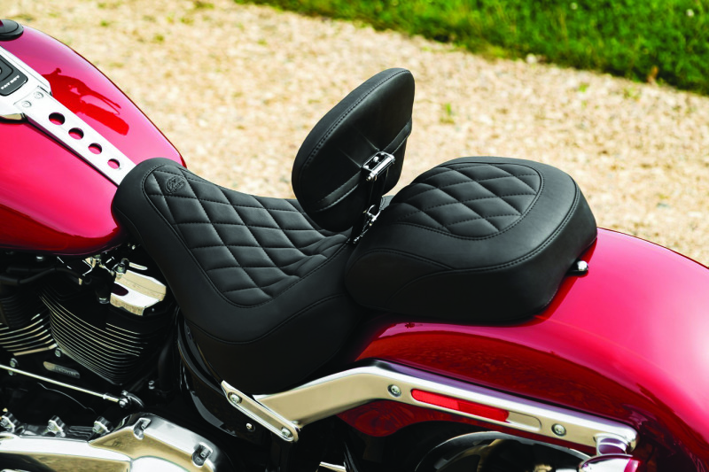 Mustang Harley Sissy Bar Pad for HD Detachable Sissy Bar(9 inch x 8 inch) - Black