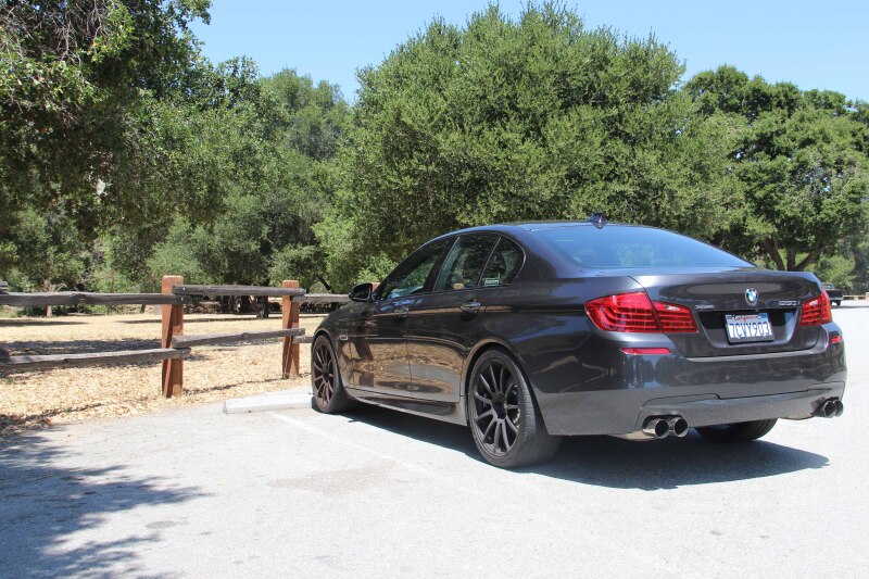 Dinan 11-16 BMW 550i (F10) Free Flow Axleback Exhaust System - Polished Tips thumbnail 2