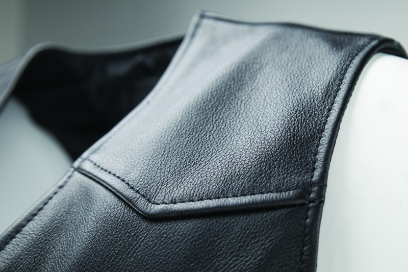 Kuryakyn Leather By River Road Plains Leather Vest Black - Small thumbnail 2